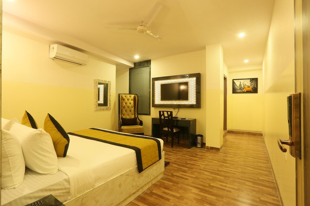 Hotel Plazzo New Delhi